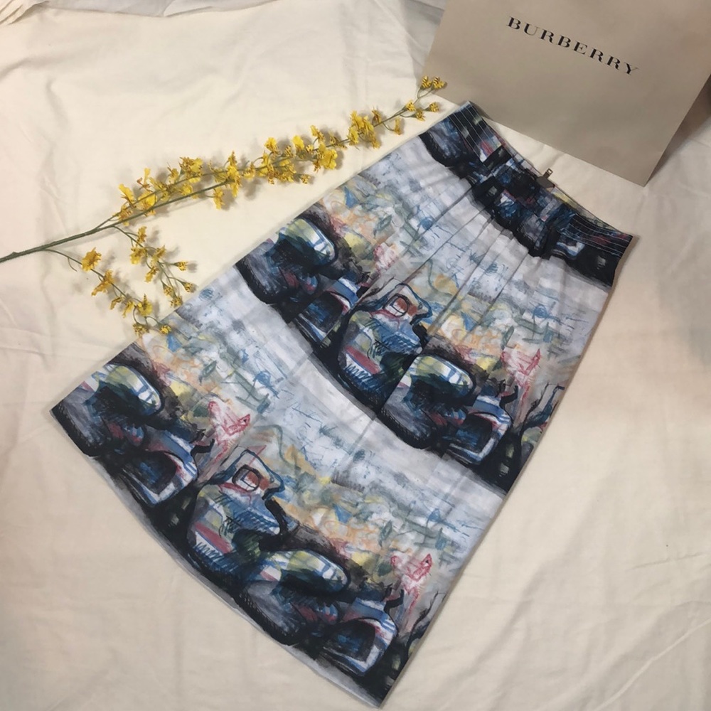 NWT Authentic Burberry Long Skrt Size:06/38EU/04US